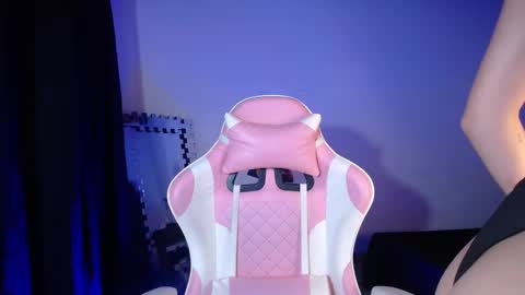 Snapshot of merlin__18 chatting on 02-14-26, 10:34 Merlin 18 online show from 02-14-26, 10:34