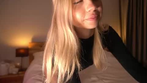 Snapshot of mermaids_ chatting on 07-03-26, 08:59 Lara OFFLINE online show from 07-03-26, 08:59
