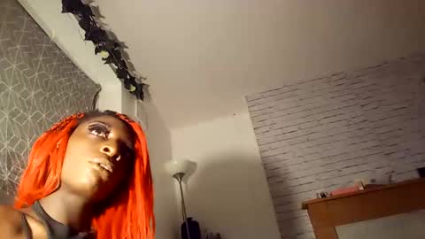 Snapshot of mertonalexis chatting on 01-16-25, 02:19 Alexismerton online show from 01-16-25, 02:19
