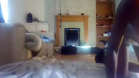 Snapshot of mertonalexis chatting on 02-05-25, 11:12 Alexismerton online show from 02-05-25, 11:12