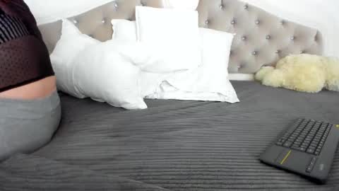 Mary online show from 01-19-25, 04:36