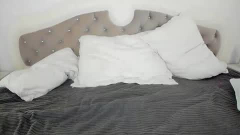 Mary online show from 05-25-26, 12:11