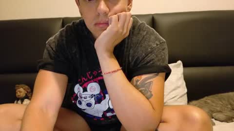 mesmerisedear online show from 06-25-26, 03:28