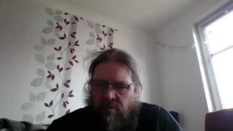 Snapshot of metallbuddy chatting on 03-08-26, 12:09 ask me online show from 03-08-26, 12:09