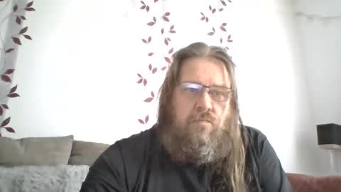 Snapshot of metallbuddy chatting on 04-05-26, 11:51 ask me online show from 04-05-26, 11:51