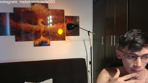 Snapshot of metatron_muscle chatting on 04-01-26, 06:27 Dany online show from 04-01-26, 06:27