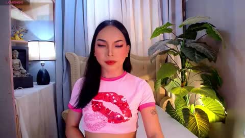 Snapshot of metawinathan chatting on 12-03-25, 06:39 myka online show from 12-03-25, 06:39