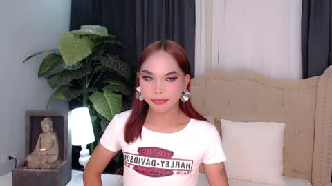 Snapshot of metawinathan chatting on 04-08-26, 11:54 myka online show from 04-08-26, 11:54