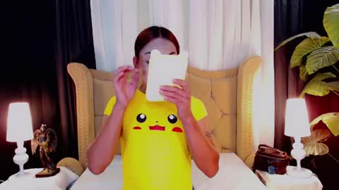 Snapshot of metawinathan chatting on 05-15-26, 08:32 myka online show from 05-15-26, 08:32