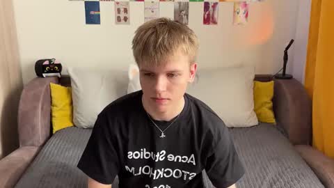 Snapshot of metratok chatting on 03-15-26, 11:49 Arthur online show from 03-15-26, 11:49