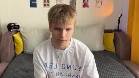 Snapshot of metratok chatting on 03-17-26, 09:34 Arthur online show from 03-17-26, 09:34