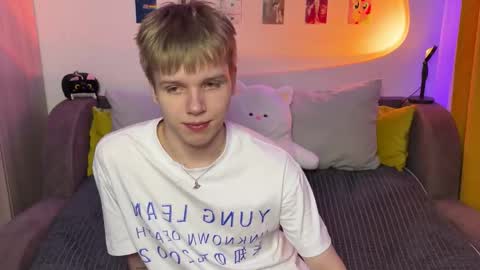 Snapshot of metratok chatting on 03-17-26, 09:51 Arthur online show from 03-17-26, 09:51