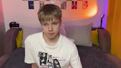 Snapshot of metratok chatting on 03-21-26, 12:59 Arthur online show from 03-21-26, 12:59