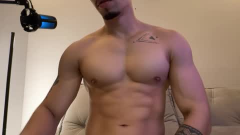 mettew22cm online show from 12-21-25, 06:09