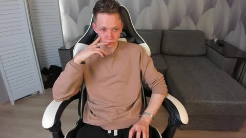 MEVERIK OUSHEN online show from 03-31-26, 01:44