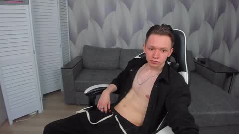 Snapshot of meverik_oushen chatting on 04-05-26, 01:19 MEVERIK OUSHEN online show from 04-05-26, 01:19