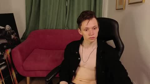 Snapshot of meverik_oushen chatting on 05-06-26, 01:27 MEVERIK OUSHEN online show from 05-06-26, 01:27