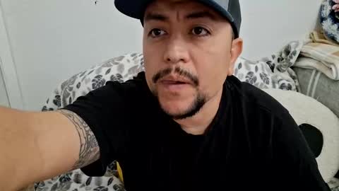 mexidaddycan online show from 12-19-25, 05:09