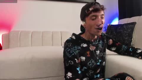 MATHIAS online show from 05-12-26, 04:48
