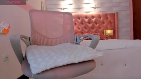 melissa online show from 03-10-25, 01:34