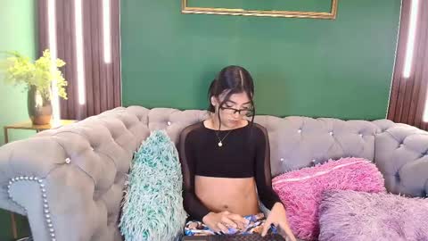 Snapshot of mhia_kate chatting on 02-27-25, 11:41 Mhia Kate online show from 02-27-25, 11:41