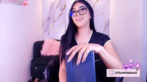 Mhia Kate online show from 05-14-26, 12:01