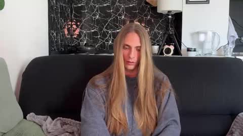 Misha online show from 04-18-26, 01:59