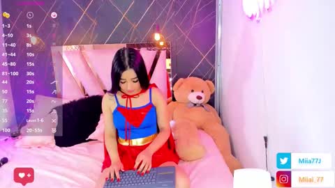 Mia online show from 10-31-25, 08:32