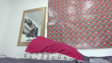 Emi online show from 12-27-24, 07:24