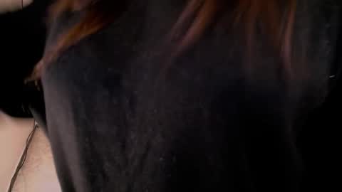 Snapshot of mia_112022 chatting on 10-10-25, 02:38 Mia zoe online show from 10-10-25, 02:38