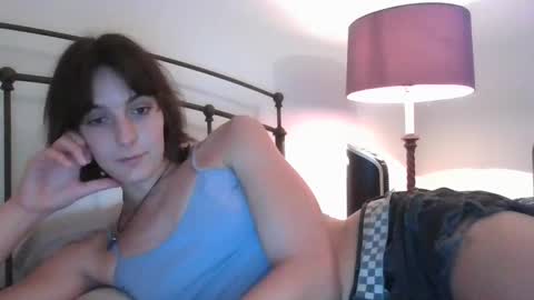 Snapshot of mia_177 chatting on 09-17-25, 10:44 mia_177 online show from 09-17-25, 10:44