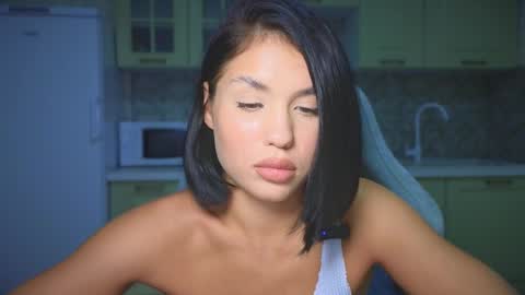 Snapshot of mia___lunaa chatting on 09-23-25, 07:50 Mia online show from 09-23-25, 07:50