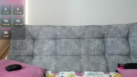 mia online show from 02-11-25, 12:27