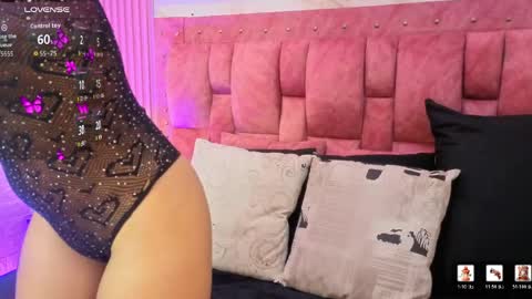 Snapshot of mia__gomex chatting on 05-27-26, 07:22 mia__gomex online show from 05-27-26, 07:22