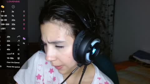 Mia online show from 12-14-24, 06:13