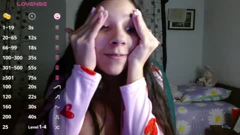 Mia online show from 01-28-25, 01:39