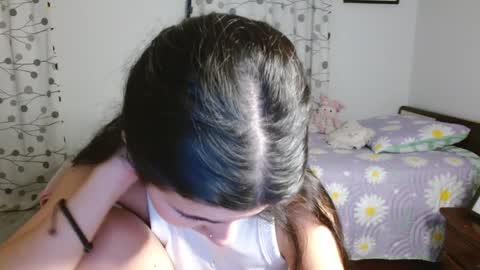 Mia online show from 02-04-25, 04:48