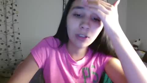 Mia online show from 03-11-25, 01:05