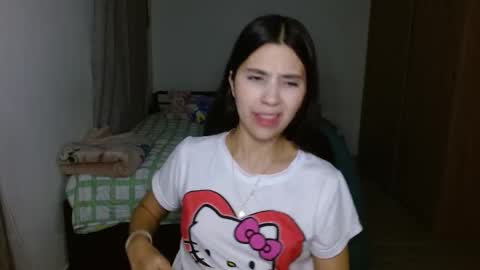 Mia online show from 09-25-25, 03:21