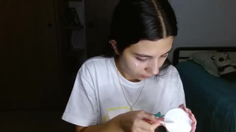 Mia online show from 02-10-26, 04:27