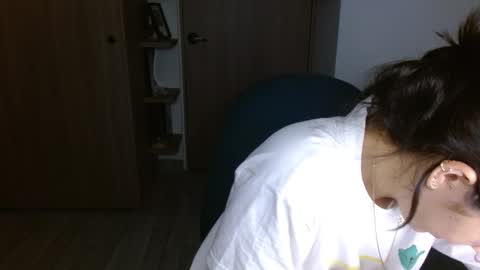 Mia online show from 02-13-26, 03:57