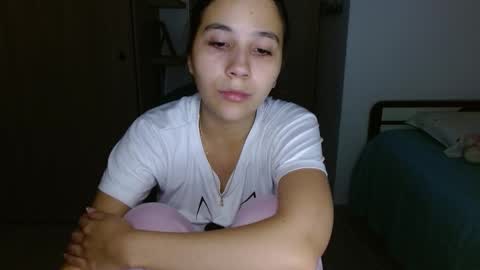 Mia online show from 02-19-26, 03:57