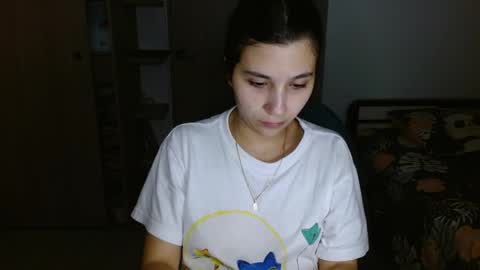 Mia online show from 05-13-26, 04:32