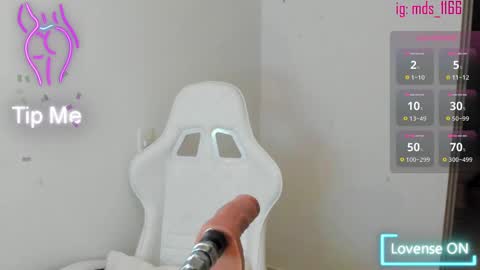 Snapshot of mia_adams66 chatting on 02-28-25, 01:37 Mia adams online show from 02-28-25, 01:37