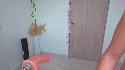 Snapshot of mia_adams66 chatting on 11-02-25, 10:23 Mia adams online show from 11-02-25, 10:23