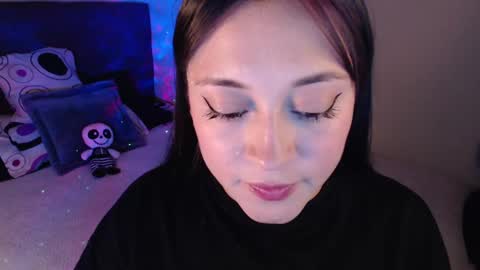 mia online show from 02-02-25, 11:53