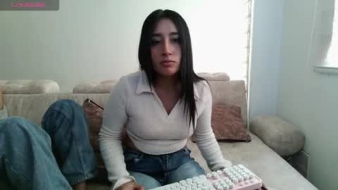 MIA AND EROS online show from 07-09-26, 07:40