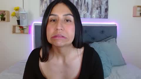 M I A  A Y R A online show from 09-27-25, 02:44