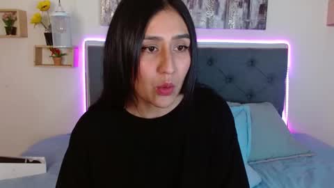 M I A  A Y R A online show from 09-30-25, 03:39