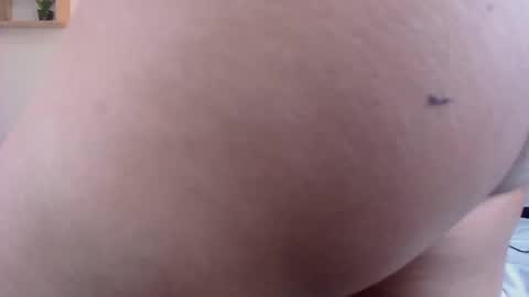 M I A  A Y R A online show from 10-18-25, 04:41